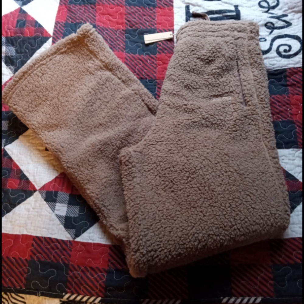 Skims Pants NWT